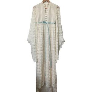Vintage 1970s Handmade Crochet Gunne Sax Style Off White Wedding Dress